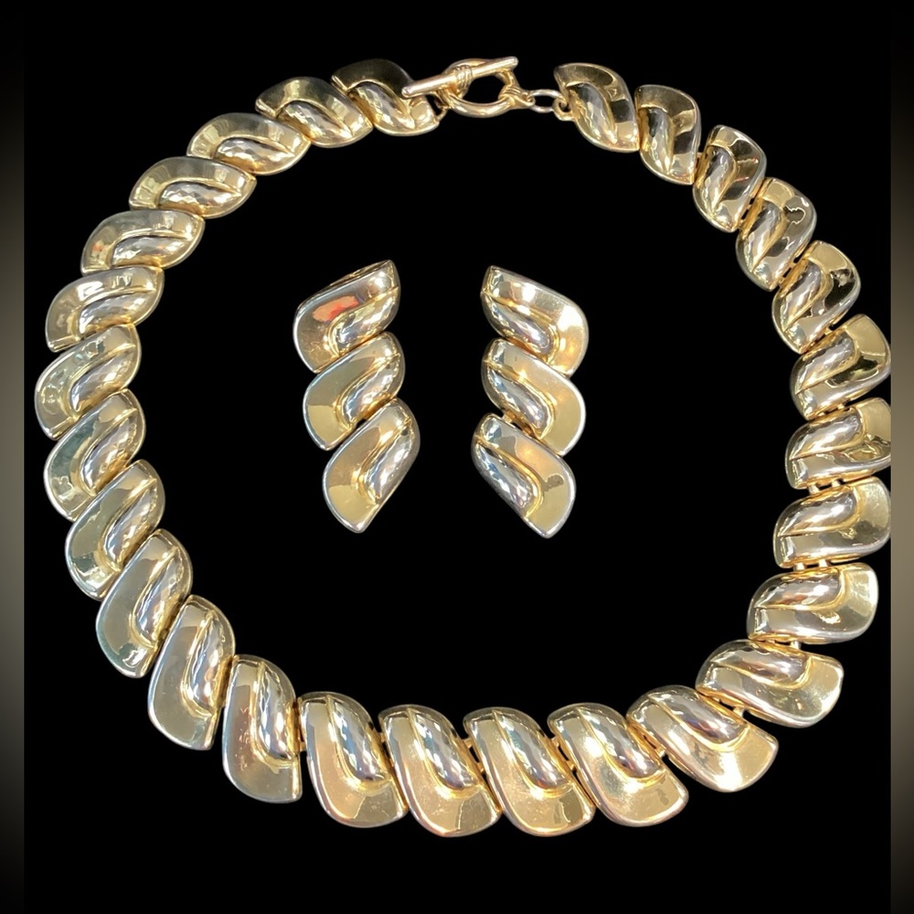 1980’s Two Tone Silver & Gold Collar & Earrings Set (t45)
